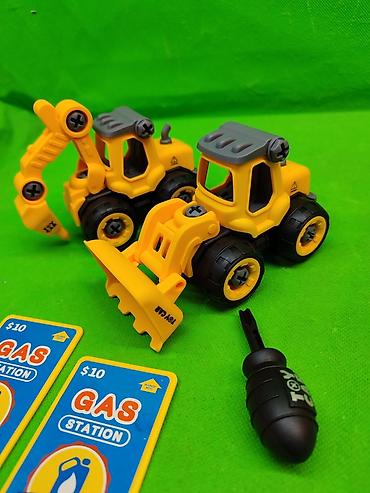 Другие товары для детей: Машинки и станция заправки игрушки детские в комплекте🚗 Комплектация — 8