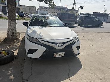 jac t6: Toyota Camry: 2018 г., 2.5 л, Автомат, Бензин, Седан — 2