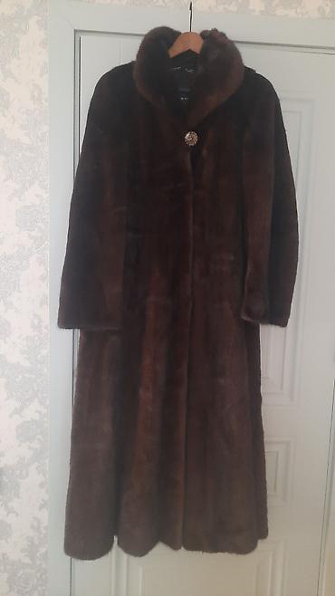 Brend: John Dedis (Furs by JD) Məhsul: Qadın kürkü palto - Rəng: tünd