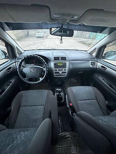 Toyota: Toyota Ipsum: 2004 г., 2 л, Автомат, Дизель, Минивэн — 10