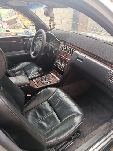 двигатель мерседес 2.2 дизель купить: Mercedes-Benz E-Class: 1998 г., 2.4 л, Механика, Бензин, Седан