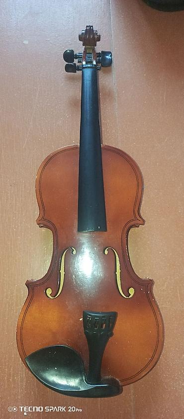 nərd taxtası: Məhsul: Skripka 1/4 - Korpus: klassik f-formalı yarı parlaq taxta — 1