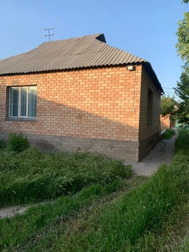 дом в селе дмитриевка: 150 м², 5 комнат, Утепленный, Бронированные двери, Парковка