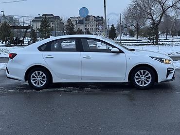 Kia: Kia K3: 2019 г., 1.6 л, Вариатор, Бензин, Седан — 5