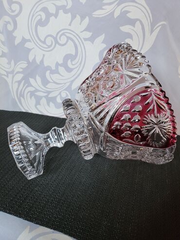 Ostalo posuđe: Bombonijera nova kristal,rucni rad Anna Hutte 70,80te. Bimbonijera na lalafo.rs — 11 Ostalo posuđe: Bombonijera nova kristal,rucni rad Anna Hutte 70,80te. Bimbonijera — 11