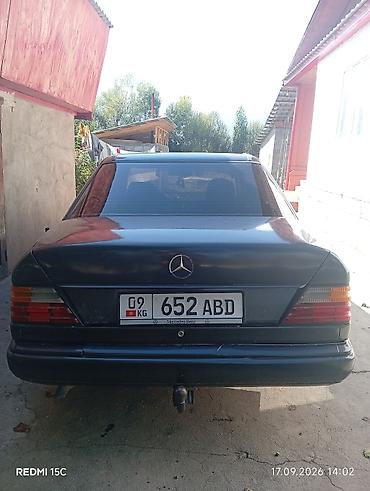 m5 e60: Mercedes-Benz W124: 1988 г., Бензин, Седан — 1