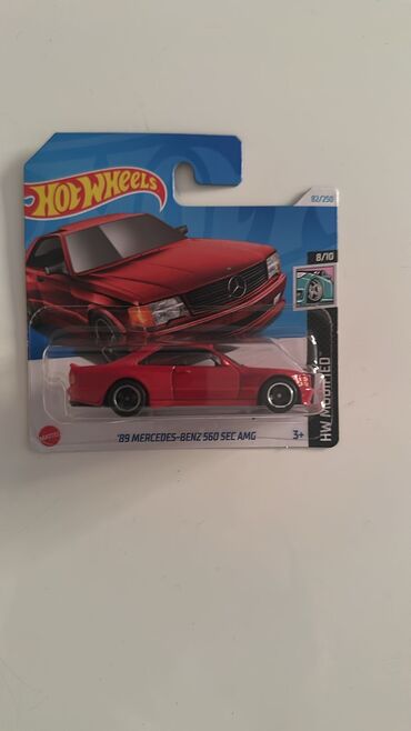 Oyuncaqlar: Hot wheels regular 
Mersedes 9 
Skyline 8 azn