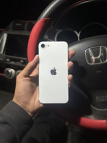 gts 2: IPhone SE 2020, Б/у, 64 ГБ, Белый, 72 % — 1