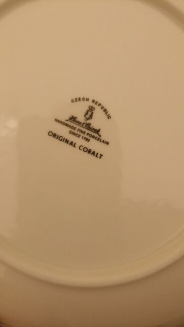 Digər dəstlər və servizlər: Kobalt Çexiya . Qiymətlər fərqlidir .6,8,10,12,15 manat . votsap — 13