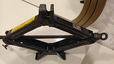 radius teker: Avtomobil üçün qayçı tipli domkrat - Brend: Toyota (üzərində orijinal — 1
