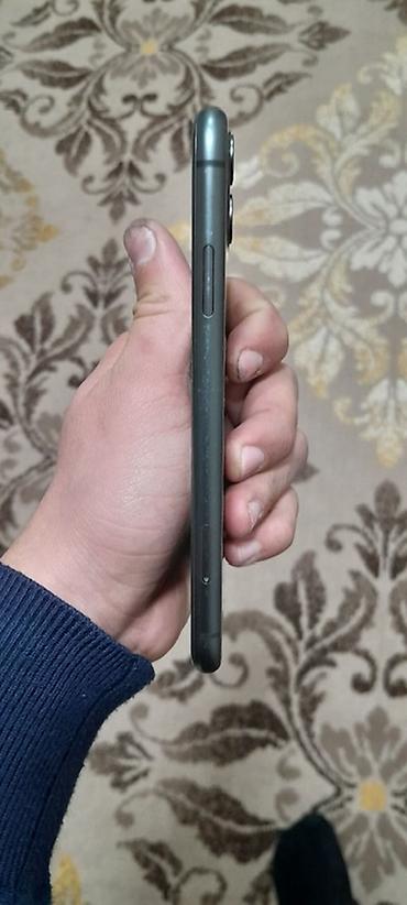 Apple iPhone: IPhone 11, Qara, Face ID — 5