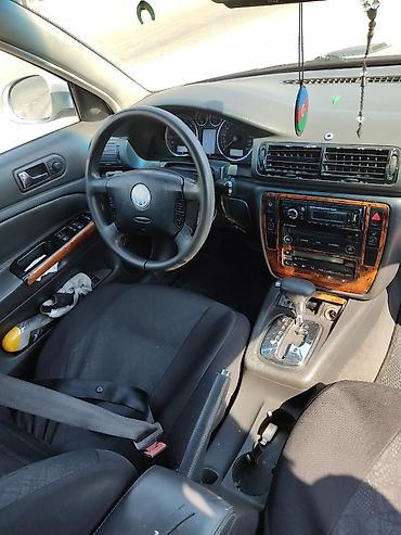 Volkswagen: Volkswagen Passat: 1.8 l | 2004 il Sedan — 5