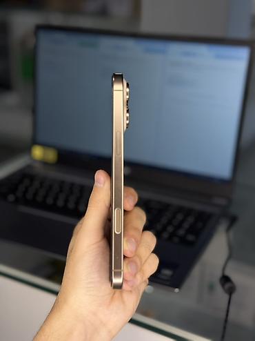 honor 40: IPhone 16 Pro, Б/у, 256 ГБ, Золотой, Защитное стекло, Чехол, Кабель, 88 % — 3