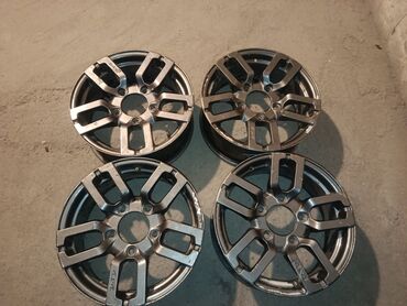 disk qabı: İşlənmiş Disk VAZ (LADA) R 16, 5 Boltlu