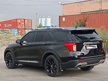Ford: Ford Explorer: 2022 г., 2.3 л, Автомат, Бензин, Внедорожник — 4