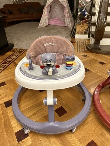 мягкая игрушка гусь: Детские ходунки Babywalker Пользовались 1 месяц Каждая по 1000 сом -