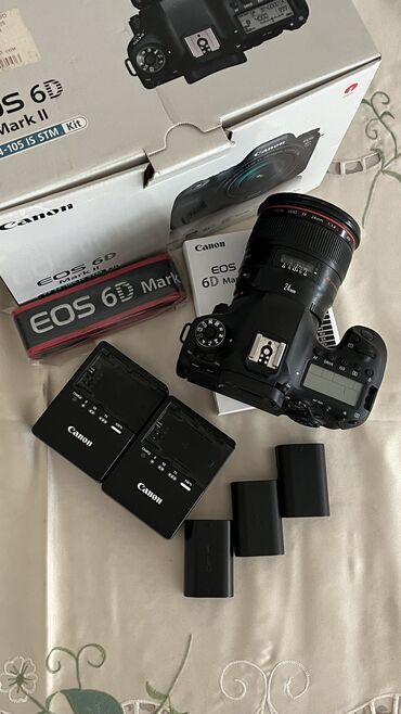 canon 1300d: Продаю фотоаппарат Canon 6D mark ii 3 батарейки 2 зарядки ориг