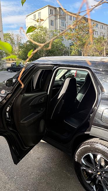 chevrolet tracker: Chevrolet Trailblazer: 1.3 l | 2021 il 120000 km Ofrouder/SUV — 10