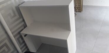 Digər ofis mebeli: Magaza ucun kasa ustolu cox az islenib satilir tecili 80 manata 170 lalafo.az -da Digər ofis mebeli: Magaza ucun kasa ustolu cox az islenib satilir tecili 80 manata 170
