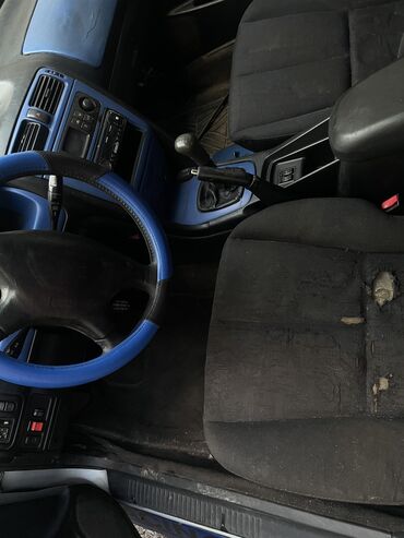 Mitsubishi: Mitsubishi Galant: 2001 г., 2.5 л, Механика, Бензин, Хэтчбэк