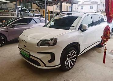 GAC: AION V Год 2025 Пробег 5.0тыс км Запас хода 520 км Состояние — 2