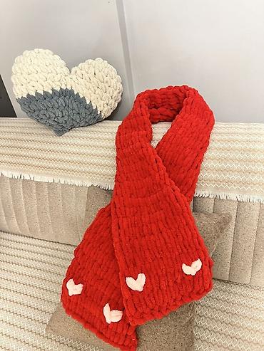 mikrofiber: Əl işi iri ilməli toxunma məhsulları – isti pledlər, şərflər və dekor — 3