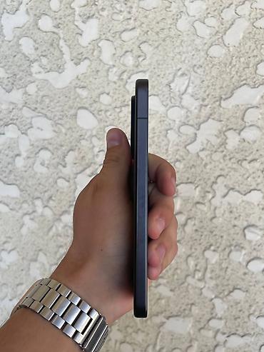xiomi 15: Xiaomi, 15, Б/у, 256 ГБ, цвет - Черный, 2 SIM — 2