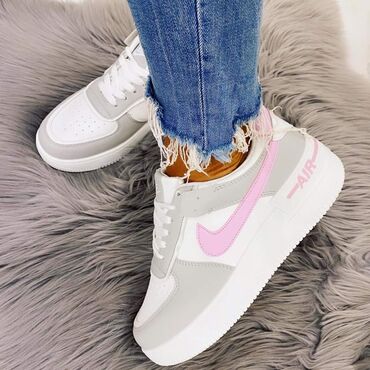 Women's Sneakers and athletic shoes: 38 — 8