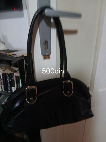 Kompleti: Komplet odeće i aksesoara: - Crna torba sa dugim ručkama - — 1