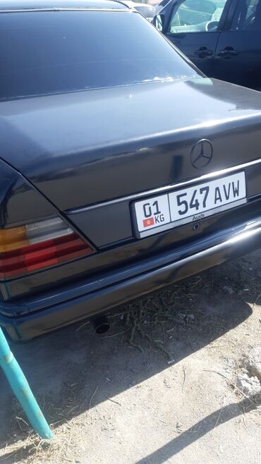 двигатель пассат б3 1.8 моно купить в бишкеке: Mercedes-Benz W124: 1991 г., Седан