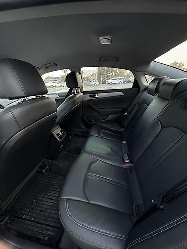 audi 4: Hyundai Sonata: 2019 г., 2 л, Автомат, Газ, Седан — 7
