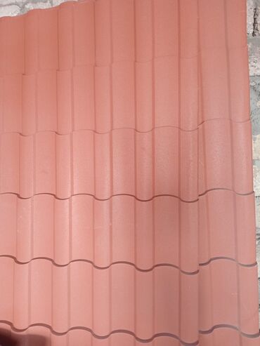 Quruducular: Metal dam örtükləri, rəng - Qırmızı