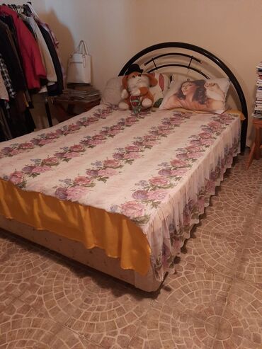taxt bazalı: Б/у, Двуспальная кровать, С подъемным механизмом, С матрасом, Без выдвижных ящиков, Турция