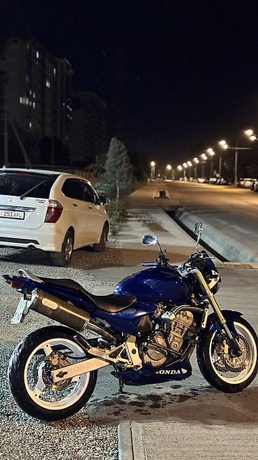 ex 5: Honda CB600F Hornet, синий дорожный нейкед. - Двигатель: рядный — 1