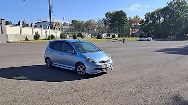 Honda Fit: 2002 г., 1.3 л, Вариатор, Бензин, Хэтчбэк