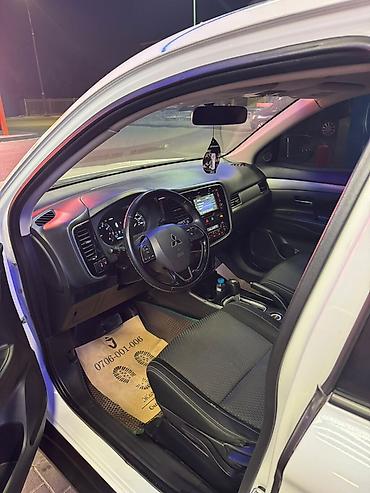 первый линии: Mitsubishi Outlander: 2017 г., 2.4 л, Автомат, Бензин, Кроссовер — 6