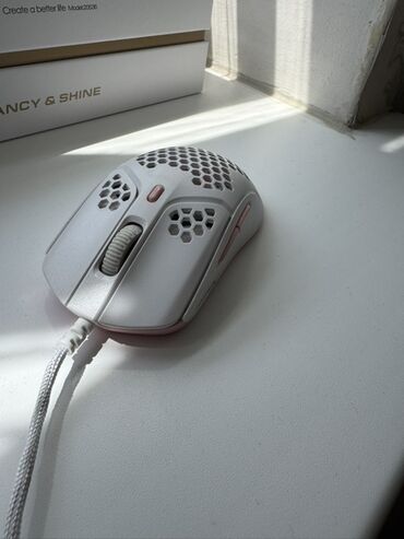 чехлы на xr: ORIGINAL Игровая мышь HyperX Pulsefire Haste в белом корпусе с