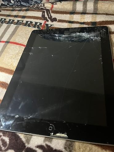 plansetlerin qiymeti: Б/у Apple iPad 4 (2012), 9,7", < 64 ГБ, Бесплатная доставка — 2