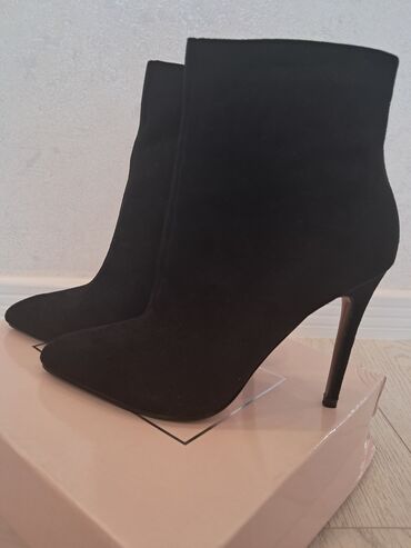 eqa shoes ecemi unvan: Ölçü: 37, rəng - Qara, Yeni