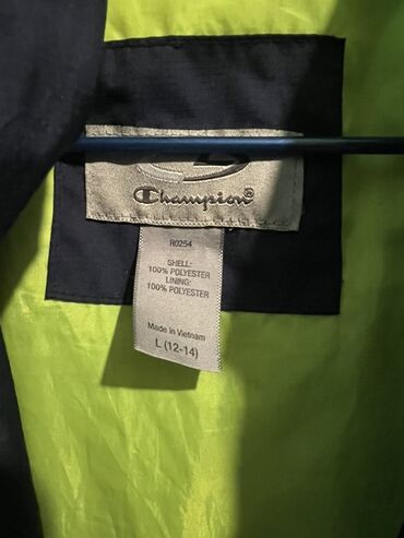 черные детские лосины: Champion marka uşaq/junior küləkkeçirməz gödəkçə - Ölçü: L (12–14) –