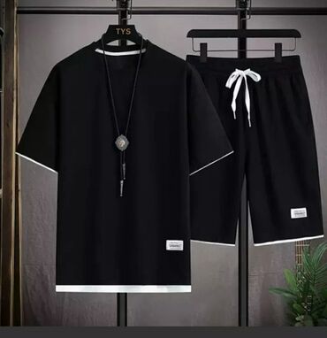 женская одежда двойка: Футболка L (EU 40), XL (EU 42), 2XS (EU 32), цвет - Черный