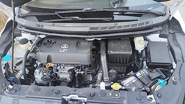 Great Wall: Great Wall : 1.5 l | 2013 il 130000 km Sedan — 8