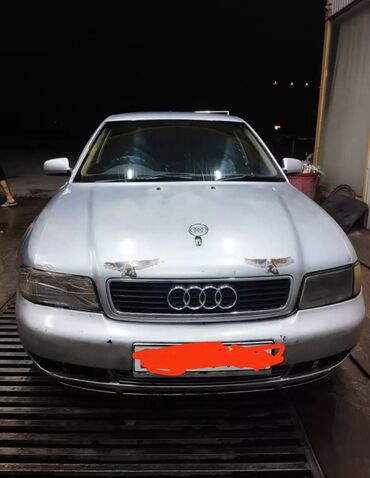 audi q2: Audi A4: 1996 г., 1.8 л, Механика, Бензин, Седан