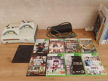 Xbox 360 & Xbox: Xbox 360 oyun paketi Komplekt: - Xbox 360 konsolu (ağ korpus) - 2 — 13