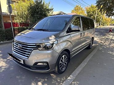 bestune 2024: Hyundai H-1: 2019 г., 2.5 л, Автомат, Дизель, Минивэн — 1