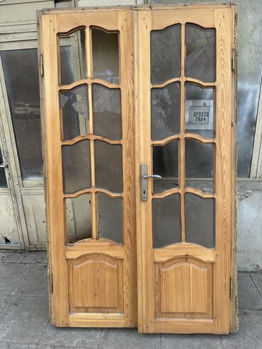 işlənmiş qapılar: İkili qapı :125 sm : 210 sm