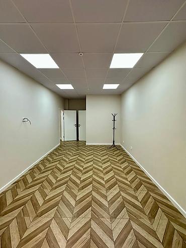 полуподвал: Сдаю Офис целиком: Колл-центр, 44 м², В жилом комплексе, С ремонтом, С отдельным входом, С отдельным санузлом — 1