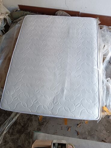 двухъярусный кровать с матрасами: Продам матрас размеры : 2м×1,6м Состояние отличное с.Сокулук