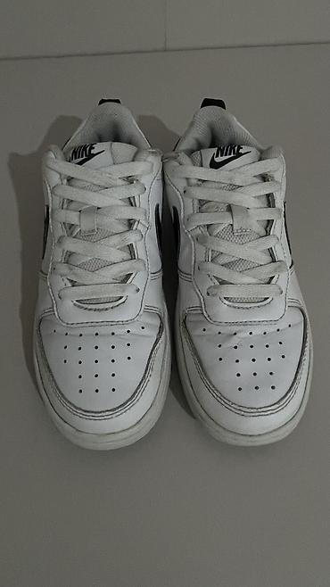 Мырзалардын бут кийими: Эркектердин кроссовкасы, 36, Nike, Колдонулган, түсү - Ак, Өзү алып кетүү — 3
