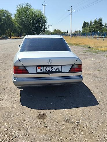 70 200: Mercedes-Benz E-Class: 1992 г., 2 л, Механика, Газ, Седан — 8